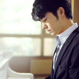 猛攻和小受做爱视频
